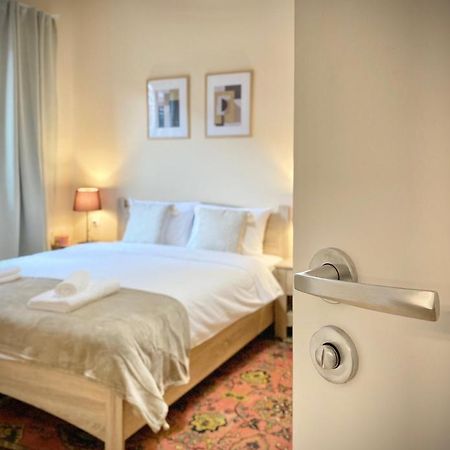 Top Centre Sofia Apartment For 6 Guests Ngoại thất bức ảnh