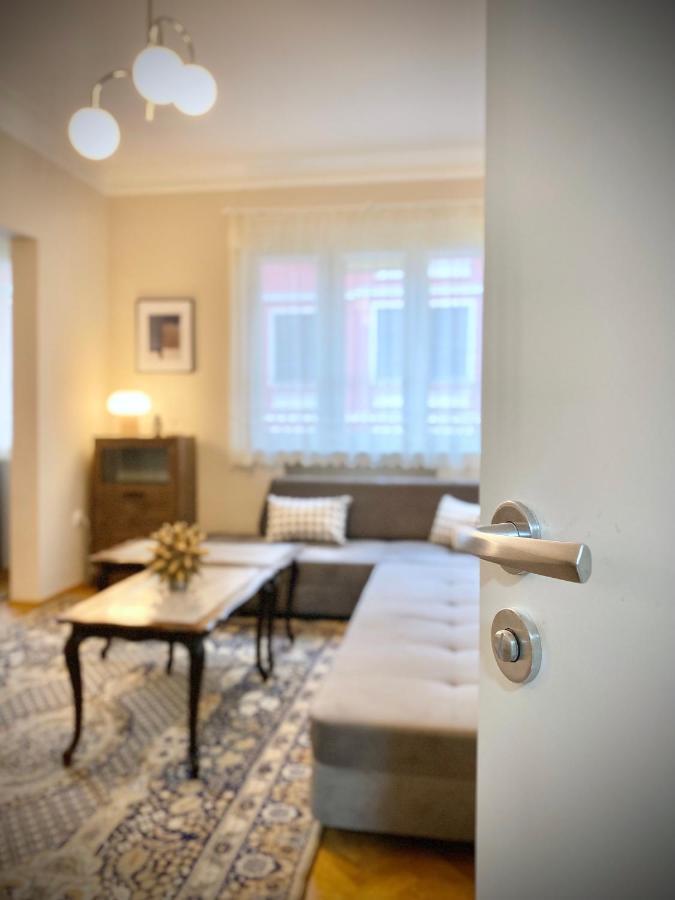 Top Centre Sofia Apartment For 6 Guests Ngoại thất bức ảnh