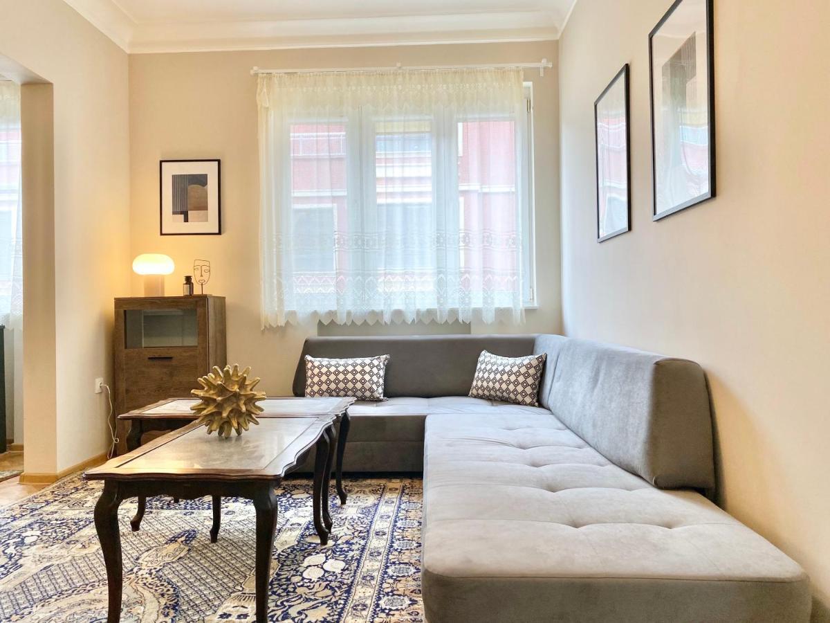 Top Centre Sofia Apartment For 6 Guests Ngoại thất bức ảnh