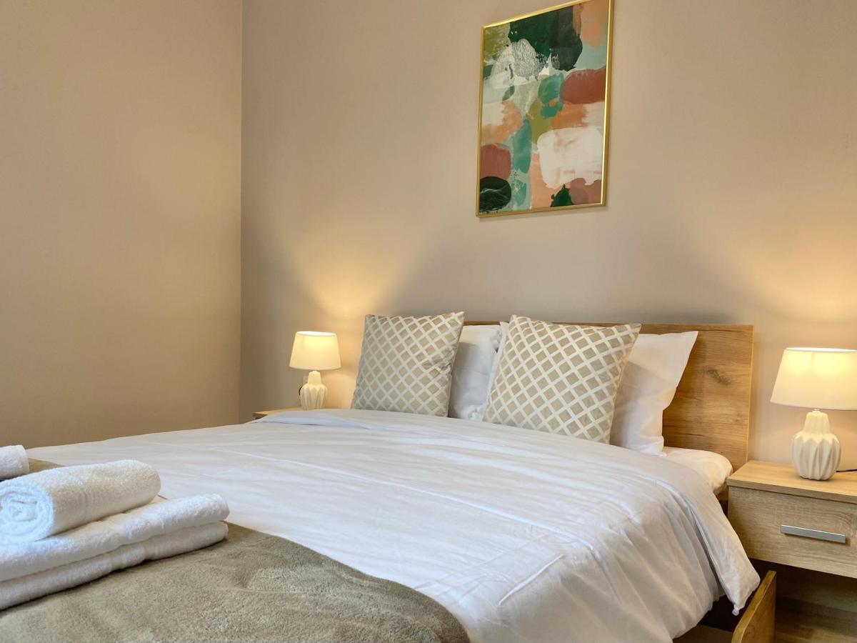 Top Centre Sofia Apartment For 6 Guests Ngoại thất bức ảnh
