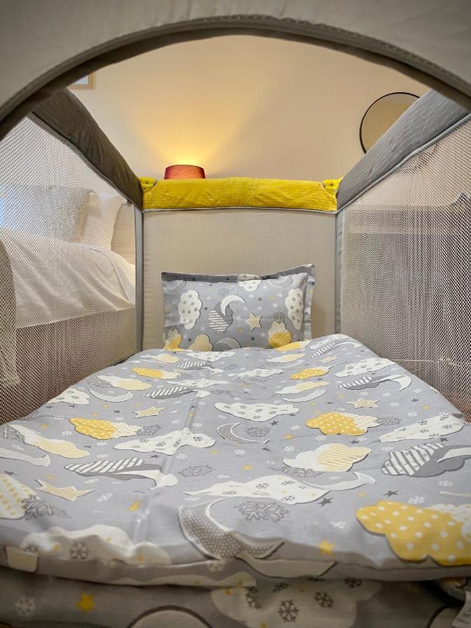 Top Centre Sofia Apartment For 6 Guests Ngoại thất bức ảnh