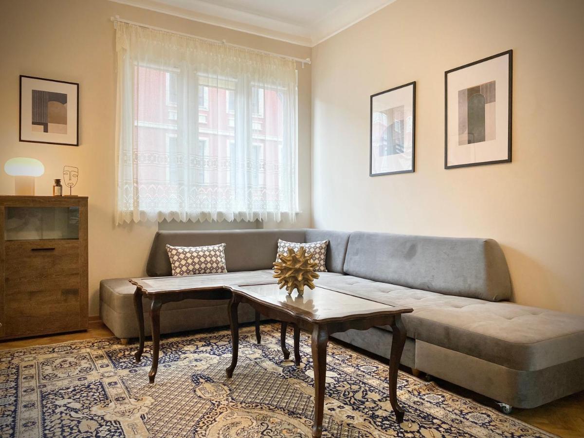 Top Centre Sofia Apartment For 6 Guests Ngoại thất bức ảnh